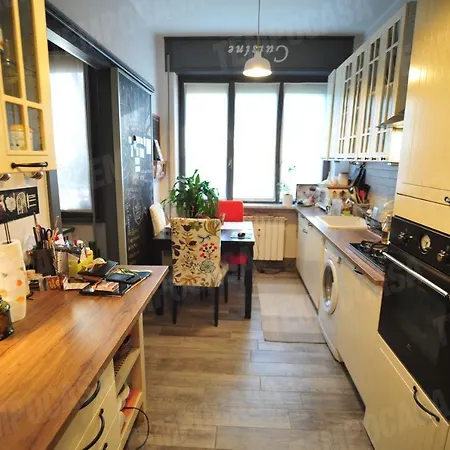 Vely's Novara