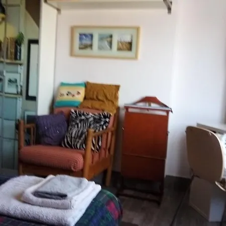 Vely's Homestay Novara
